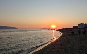 Perandori Apartments Vlore Old Beach